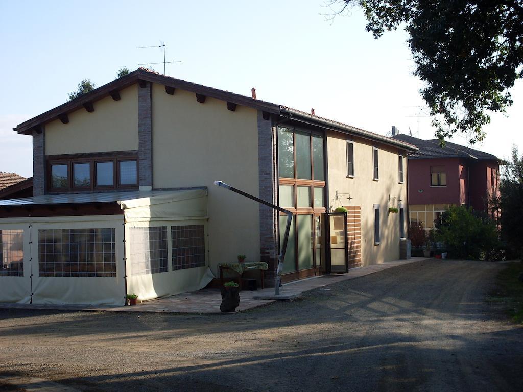 Agriturismo La Marletta Imola Exterior foto